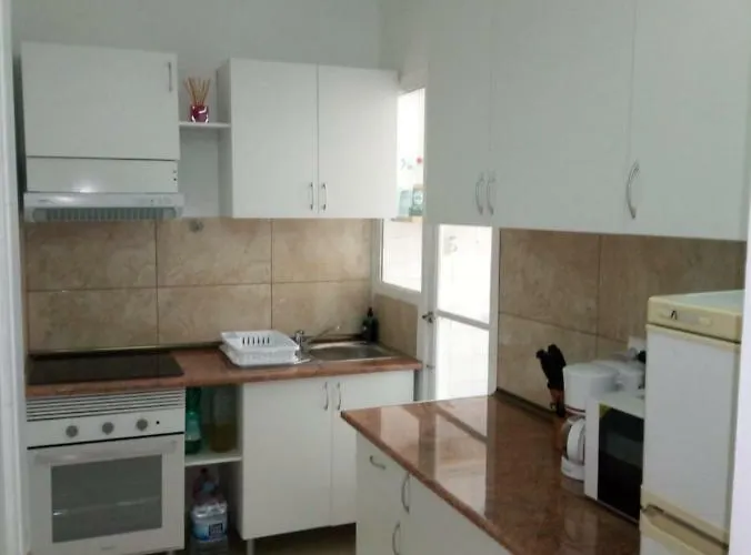 Cl Gravina 20 * Grao de Castellon